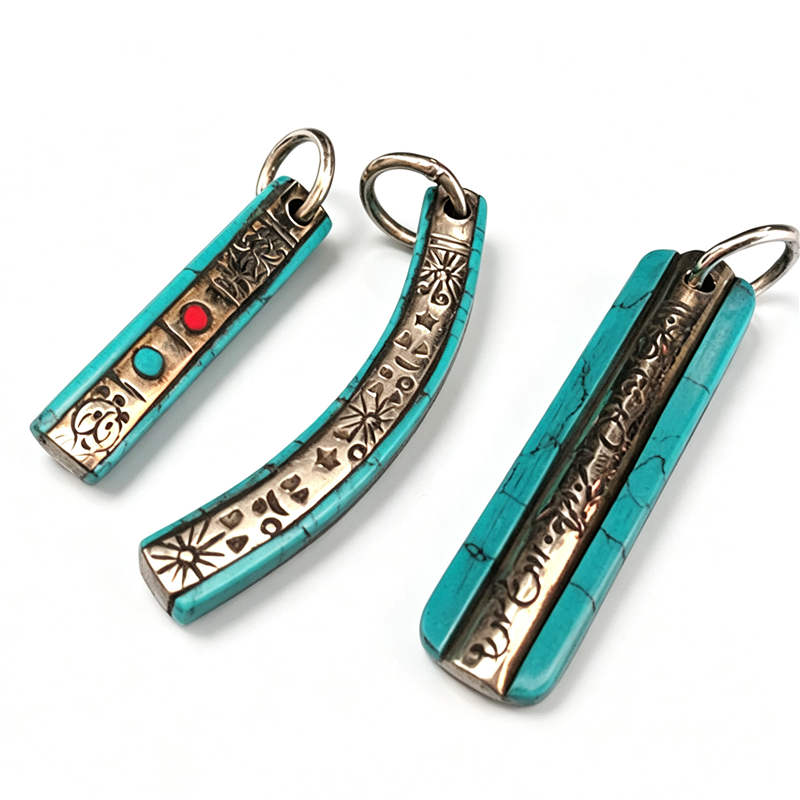 Tibetan Mantras Amulet Charms  - Ethnic Fashion Com 评论和价格