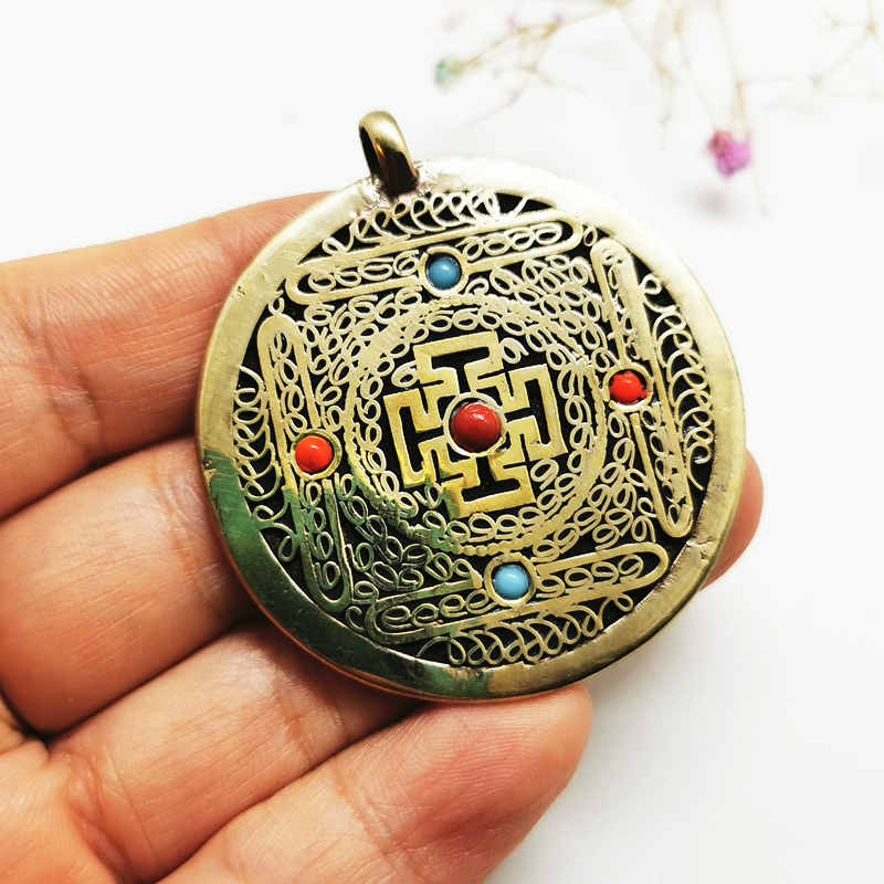 Tibetan OM Mantras Amulet Copp - Ethnic Fashion Com 评论和价格