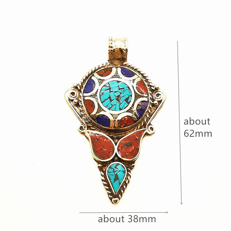 Nepal Hand Vintage Big Pendant - Ethnic Fashion Com 评论和价格