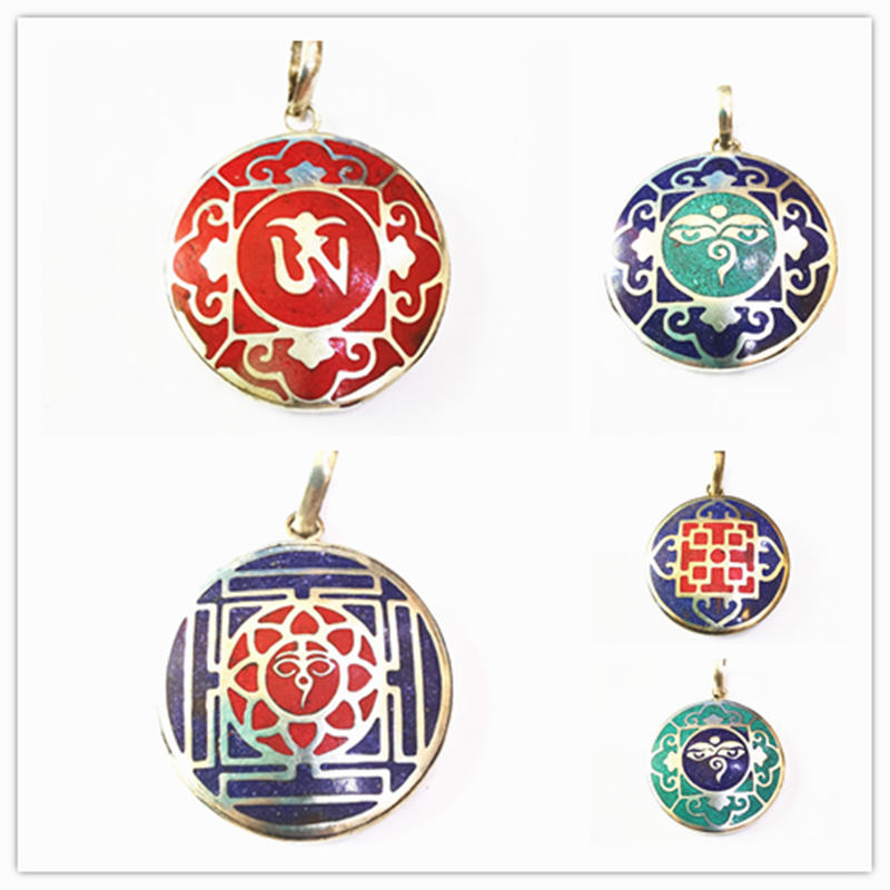 Tibetan White Metal Copper Man - Ethnic Fashion Com 评论和价格