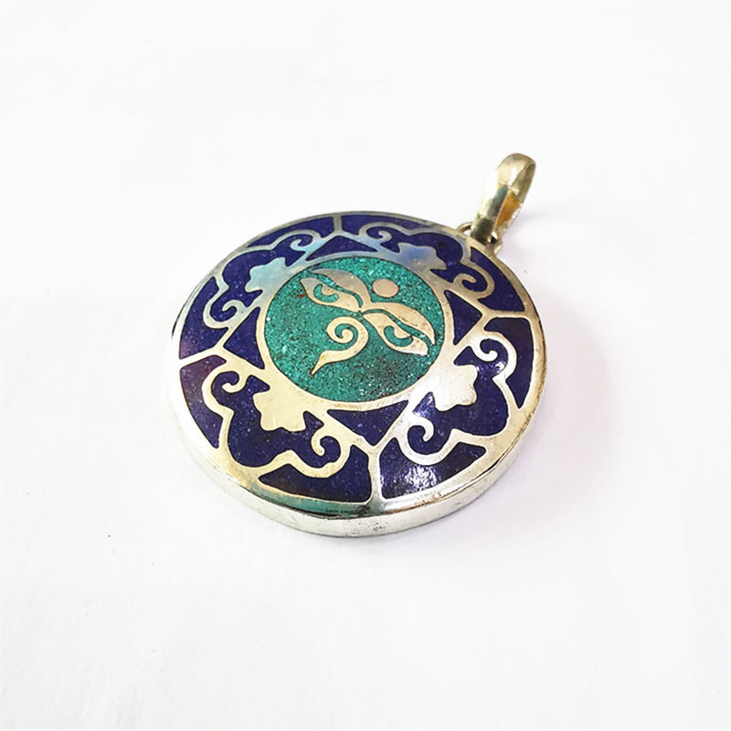 Tibetan White Metal Copper Man - Ethnic Fashion Com 评论和价格